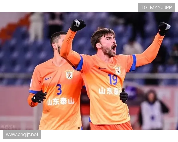 山东泰山体系围绕克雷桑展开,进攻是否面临单一依赖,影响战术多样性与长期稳定性 山东泰山体系围绕克雷桑展开,进攻是否面临单一依赖,影响战术多样性与长期稳定性